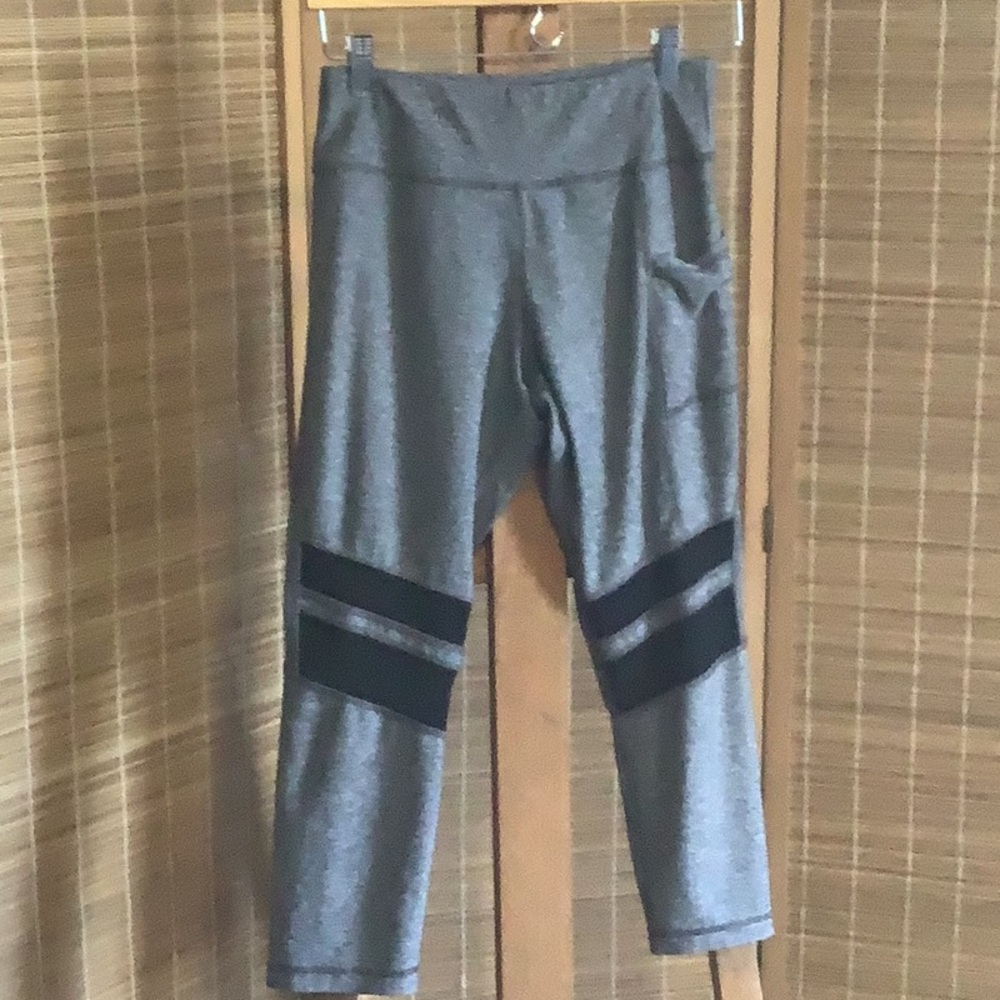 Gottex Gray and Black Leggings